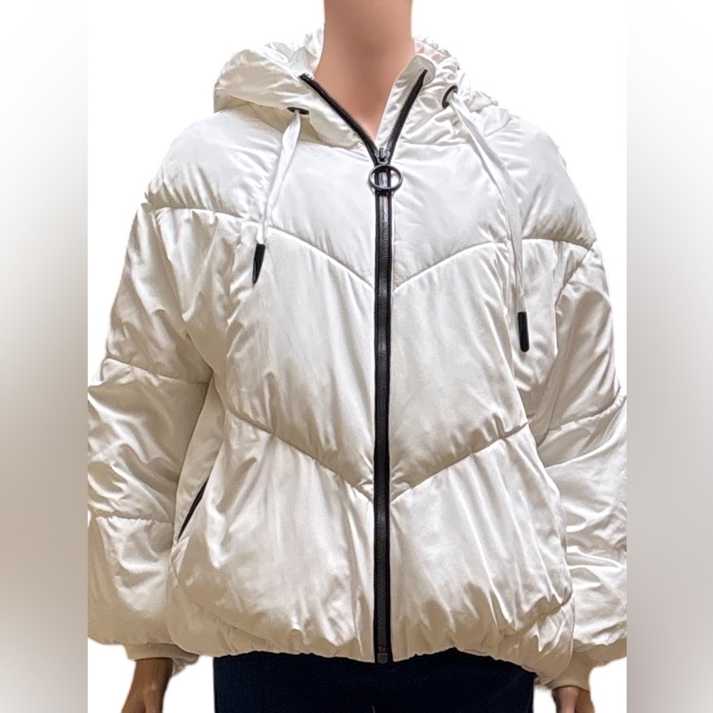 Zara Women's White Hooded Puffer Jacket Small